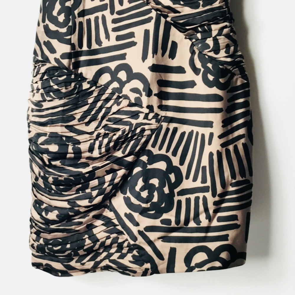 BCBGeneration size 2 women’s dress new with tag - Picture 4 of 7